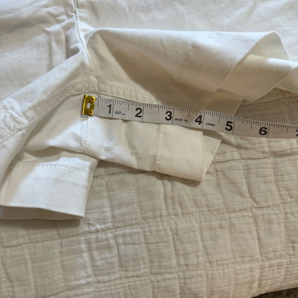 NEW LOFT Monroe 4” Chino Shorts in White - Picture 5 of 9